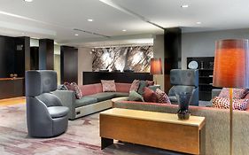 Courtyard By Marriott Denton